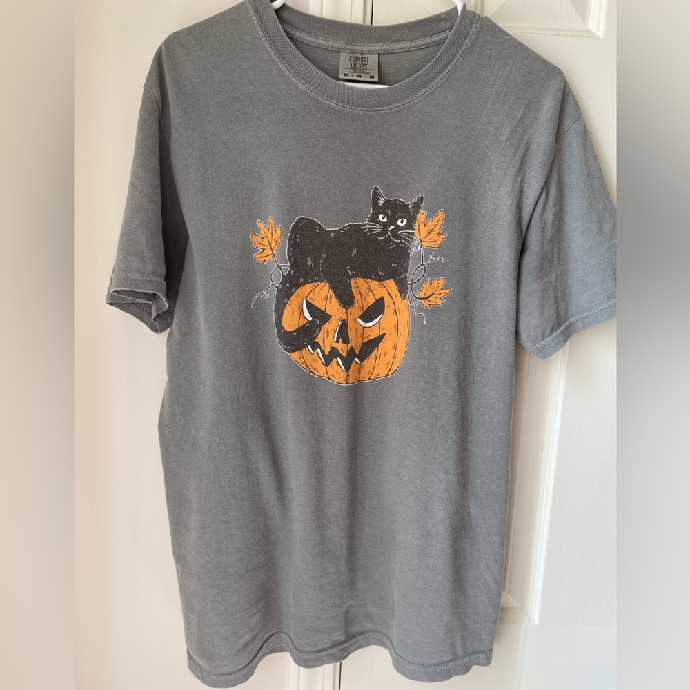 NWOT Halloween Fall Pumpkin Black Cat T-Shirt size Medium